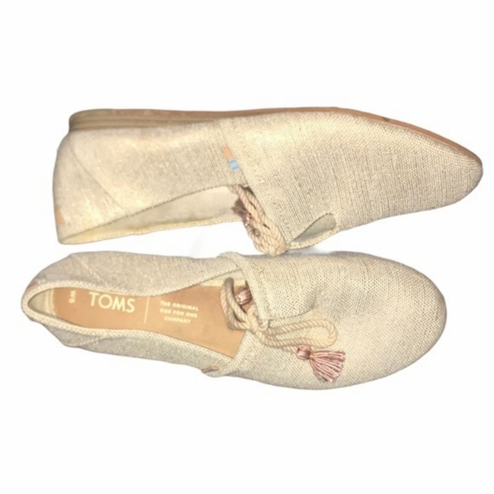 TOMS Kelli Tassel Slip-On Flat Rose Gold‎ 6 EUC